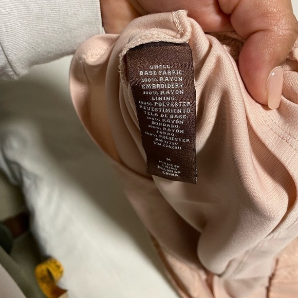 Dress - Picture 9 of 9